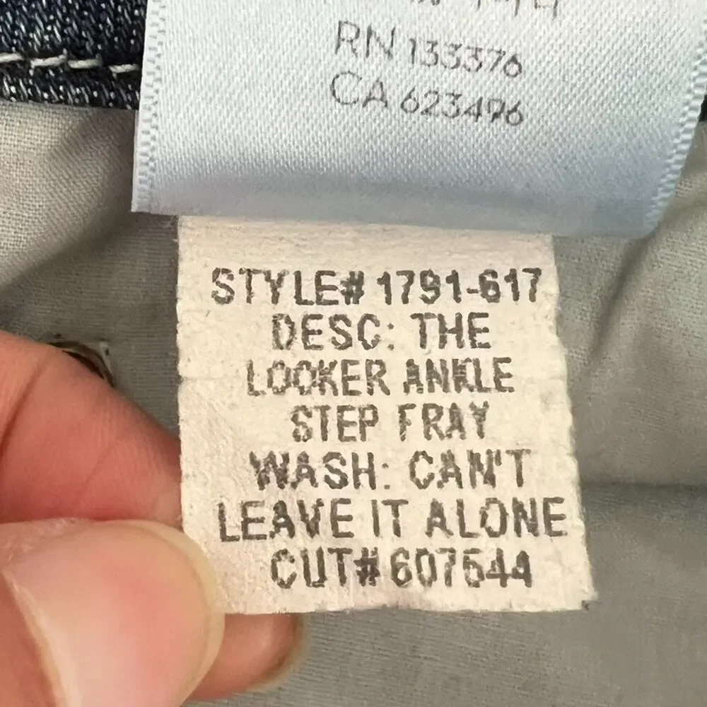 Mother Women's Size 27 The Looker Ankle Step Fray Jeans Can’t Leave It Alone